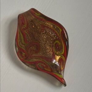 Glass pendant necklace set